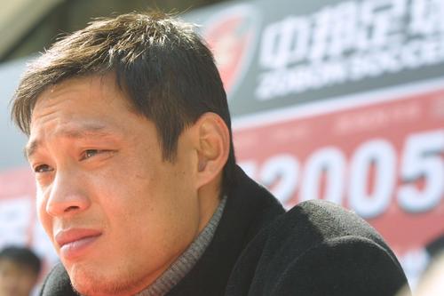 卡马诺表示：“未来几天或者几周是否会安排与国米的续约谈判？我不能给你具体的信息，因为我们每天都在与国际米兰交谈，我可以告诉你，我们与俱乐部有着密切的关系，多年以来一直都是这样，之前我曾是库珀的经纪人，所以我这辈子几乎都在与国米打交道，现在我与整个管理层的关系都很好。